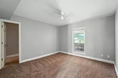 2411 Meadow Creek Drive, Carrollton, TX 75006 - Photo 12