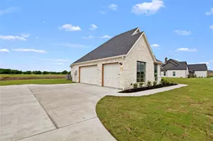 201 Olson Rd, Waxahachie, TX 75167 - Photo 8