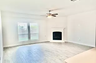 2612 Ainsworth Rd, Aubrey, TX 76227 - Photo 4