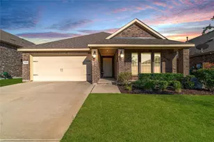 2612 Ainsworth Rd, Aubrey, TX 76227 - Photo 1