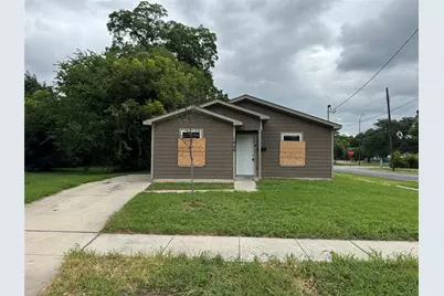 1920 Jb Jackson Jr Boulevard #J, Dallas, TX 75210 - Photo 1