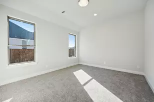 11220 Hickory Falls Dr, Argyle, TX 76226 - Photo 4