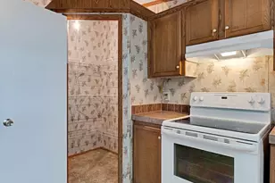 652 Middle Windsor Rd, McGregor, TX 76657 - Photo 12