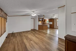 652 Middle Windsor Rd, McGregor, TX 76657 - Photo 4
