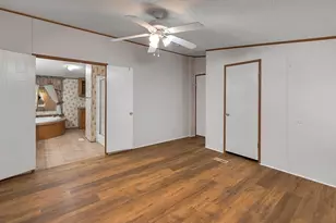 652 Middle Windsor Rd, McGregor, TX 76657 - Photo 16