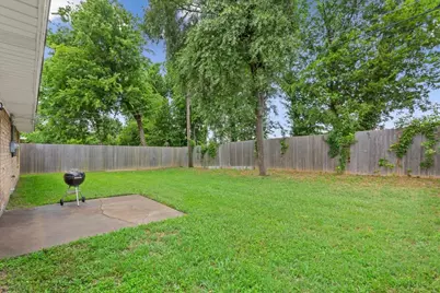 1933 Century Drive, Waco, TX 76712 - Photo 20