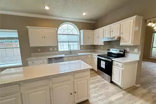 1901 Walters Dr, Plano, TX 75023 - Photo 10