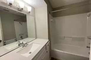 3718 French Wood Dr, Arlington, TX 76016 - Photo 8