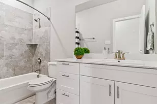 12767 Royal Oaks Ln, Farmers Branch, TX 75234 - Photo 22