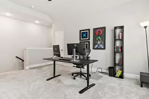 12767 Royal Oaks Ln, Farmers Branch, TX 75234 - Photo 20