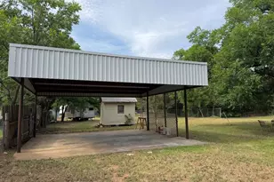 628 W 3rd St, Burkburnett, TX 76354 - Photo 6