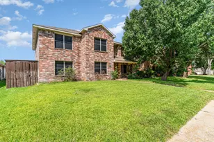 1810 Cedar Ridge Dr, Mesquite, TX 75181 - Photo 2
