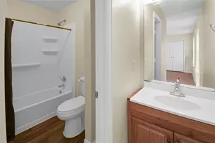 5711 Arlington Park Dr, Dallas, TX 75235 - Photo 10
