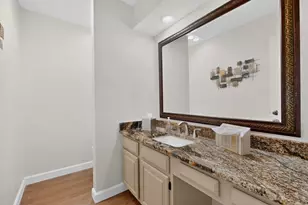 9707 Smokefeather Ln, Dallas, TX 75243 - Photo 16