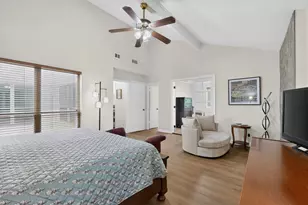 9707 Smokefeather Ln, Dallas, TX 75243 - Photo 18