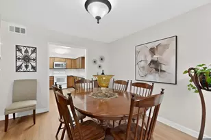 9707 Smokefeather Ln, Dallas, TX 75243 - Photo 10