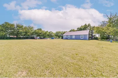 709 W Live Oak, Alvord, TX 76225 - Photo 1