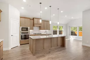 217 Rock Sparrow Ln, Alvarado, TX 76009 - Photo 10
