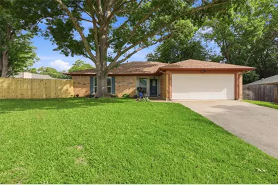 5617 Kindling Court, Arlington, TX 76016 - Photo 2