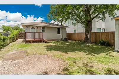 1810 Shaw Street, Dallas, TX 75212 - Photo 38