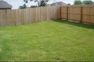 8052 Peacock Ln, Frisco, TX 75035 - Photo 2