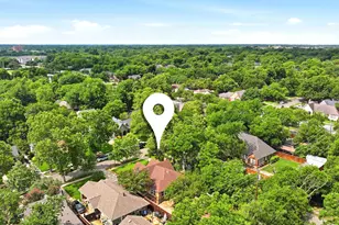 825 Thomasson Dr, Dallas, TX 75208 - Photo 30