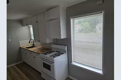 2804 Summer Avenue, Waco, TX 76708 - Photo 10