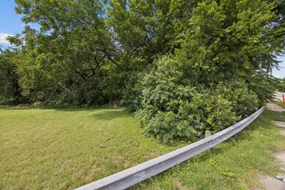 2207 E Ann Arbor Avenue, Dallas, TX 75216 - Photo 4