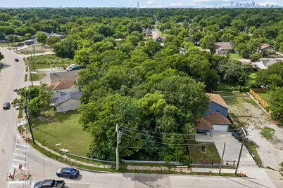 2207 E Ann Arbor Avenue, Dallas, TX 75216 - Photo 2