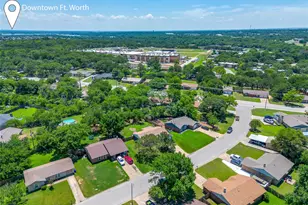 712 Poe St, Azle, TX 76020 - Photo 2