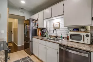 712 Poe St, Azle, TX 76020 - Photo 24
