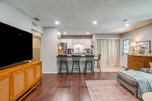 712 Poe St, Azle, TX 76020 - Photo 12