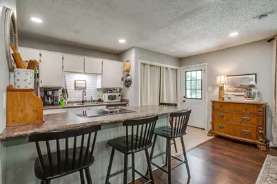 712 Poe Street, Azle, TX 76020 - Photo 14
