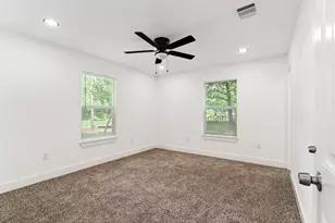 227 24th St NW, Paris, TX 75460 - Photo 8