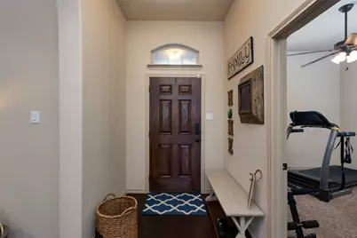 10 Ashlawn Court, Edgecliff Village, TX 76134 - Photo 4