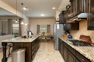 10 Ashlawn Ct, Edgecliff Village, TX 76134 - Photo 10