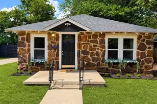 2401 Lillian St, Fort Worth, TX 76111 - Photo 2