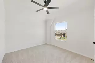 1040 Snowy Owl Dr, Alvarado, TX 76009 - Photo 26