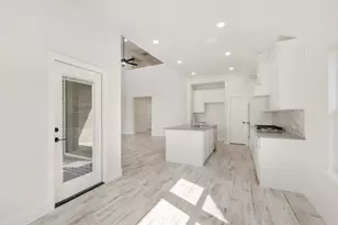 1040 Snowy Owl Dr, Alvarado, TX 76009 - Photo 12