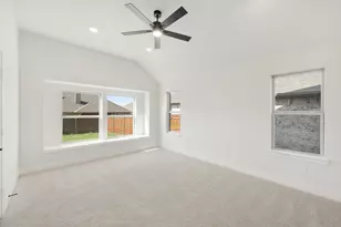 1040 Snowy Owl Dr, Alvarado, TX 76009 - Photo 14