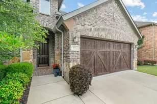 921 Montgomery Way, Lantana, TX 76226 - Photo 2