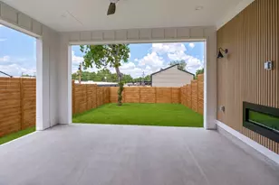 1845 Pollard St, Dallas, TX 75208 - Photo 8