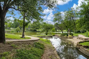 656 Bishop Heights Ln, Dallas, TX 75208 - Photo 28