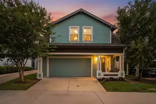 656 Bishop Heights Ln, Dallas, TX 75208 - Photo 1