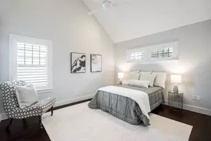 656 Bishop Heights Ln, Dallas, TX 75208 - Photo 12