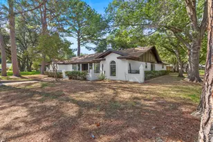 1800 Bois D Arc Dr, Arlington, TX 76013 - Photo 2