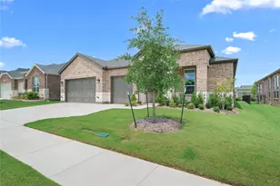 417 Raven Rdg Dr, McKinney, TX 75071 - Photo 2