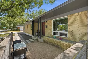 5016 Cockrell Ave, Fort Worth, TX 76133 - Photo 4