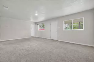 614 SW 15th Ave, Mineral Wells, TX 76067 - Photo 6