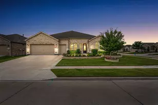 200 Habitat Trl, McKinney, TX 75071 - Photo 2